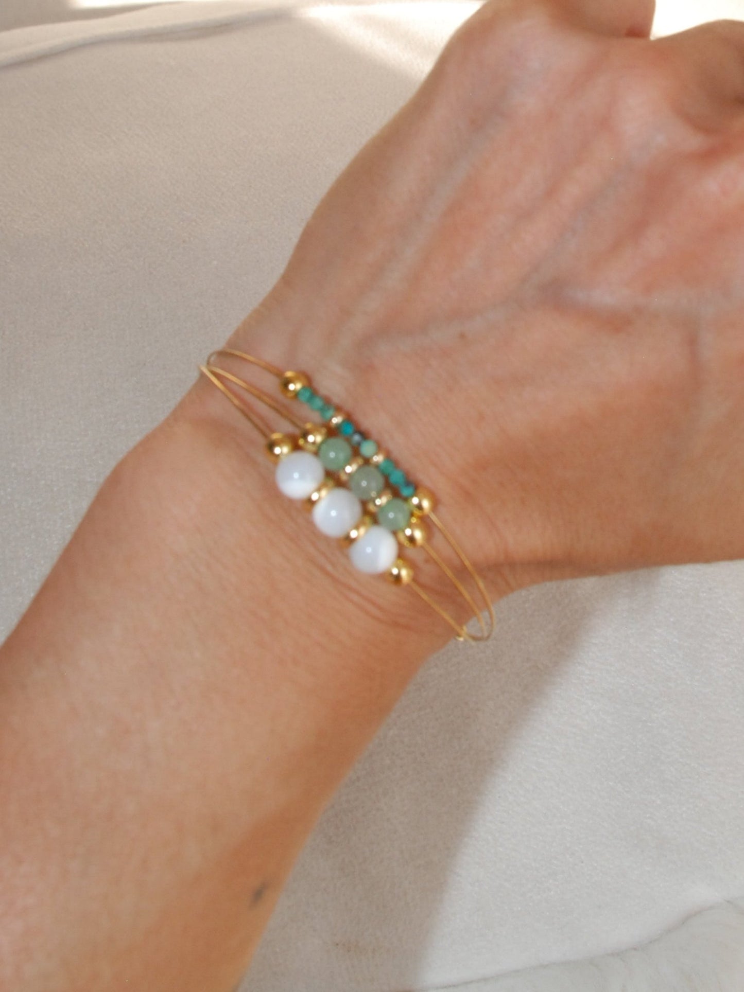 Jonc bracelet "Purezza" en pierres naturelles